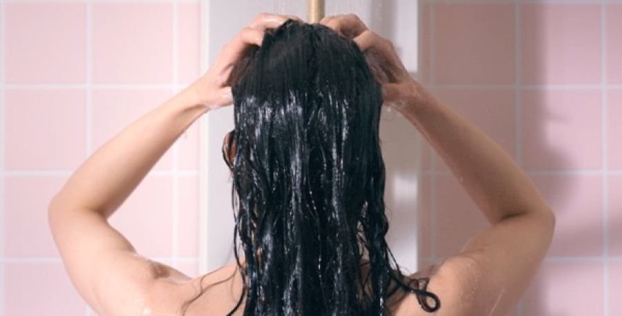 How to Color hair at home Banner