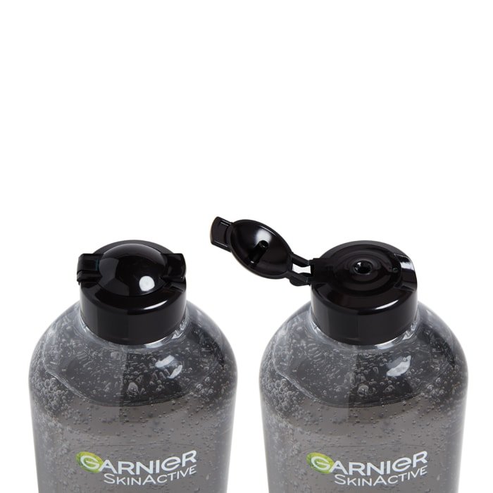 4 SkinActive Micellar Cleansing Charcoal Jelly